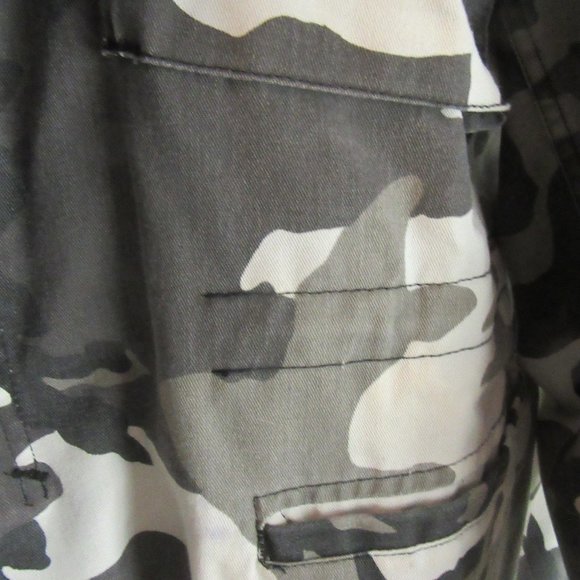 Camouflage / Black, White, Gray / Hunting / Parka / Jacket - Picture 6 of 15